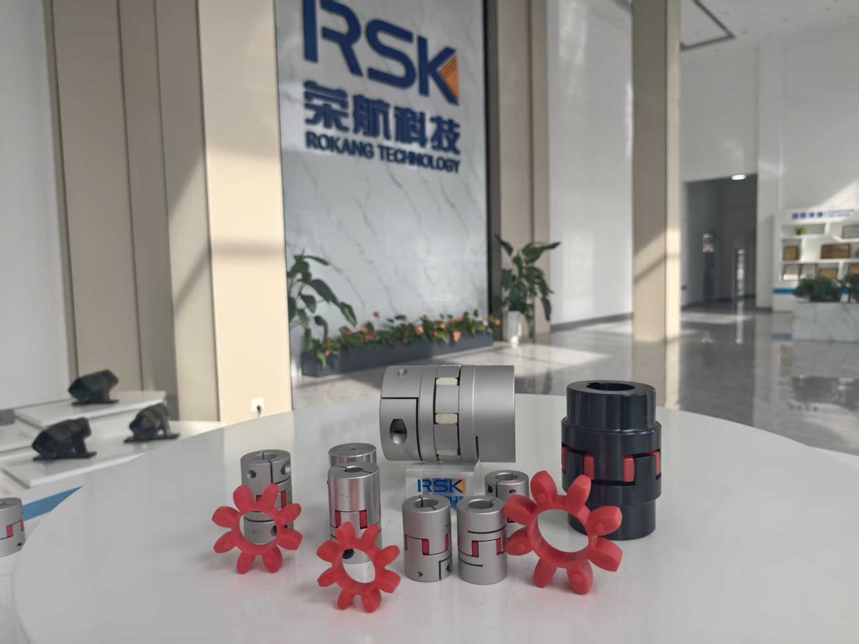 RSK-CPFC OEM ขากรรไกรโลหะผสมอลูมิเนียมความแข็งแรงสูง/แมงมุมข้อต่อเพลาแบบยืดหยุ่นชนิดแคลมป์สำหรับมอเตอร์ส่งกำลัง